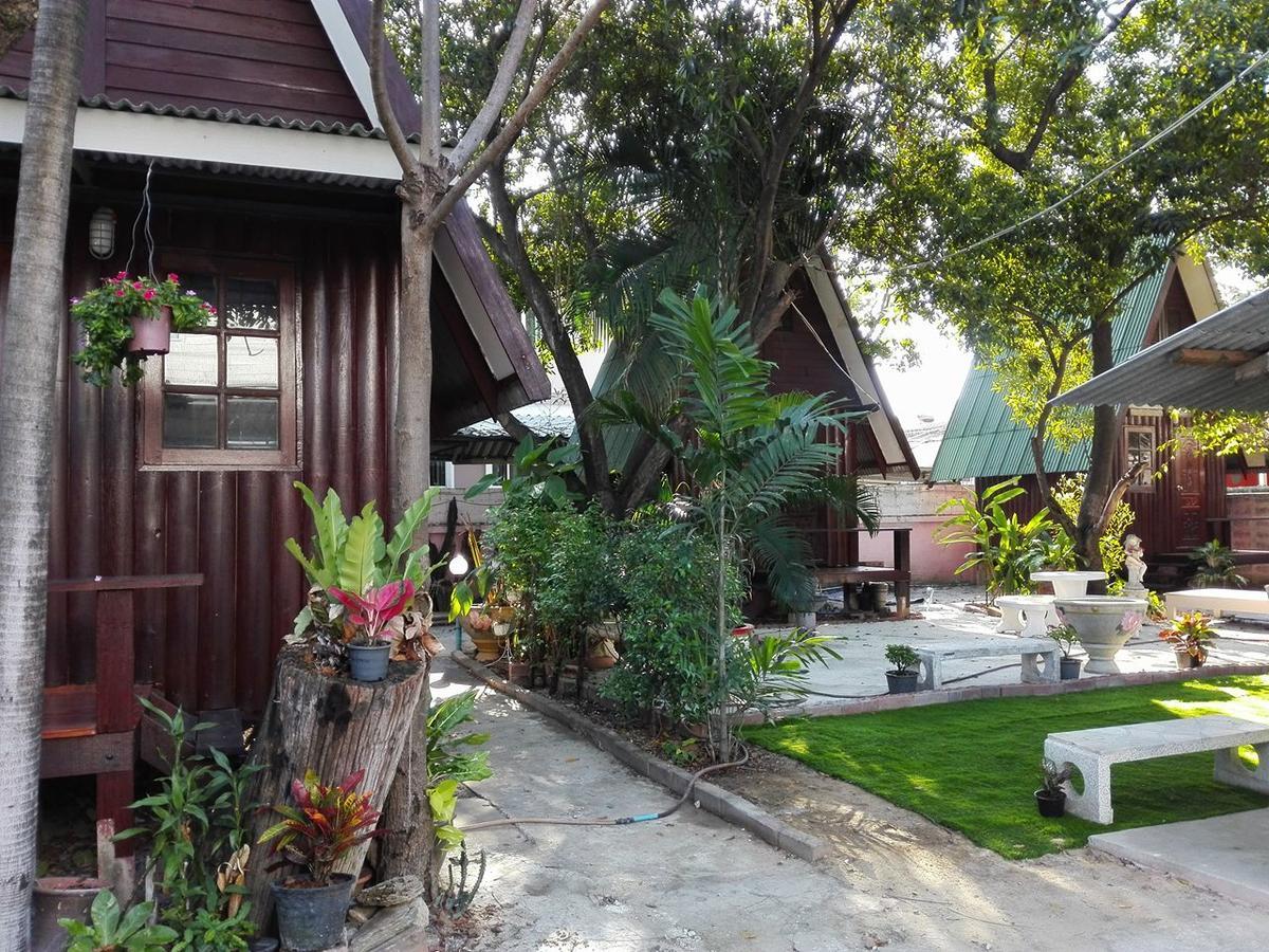 Bnr Resorts Bangkok Luaran gambar