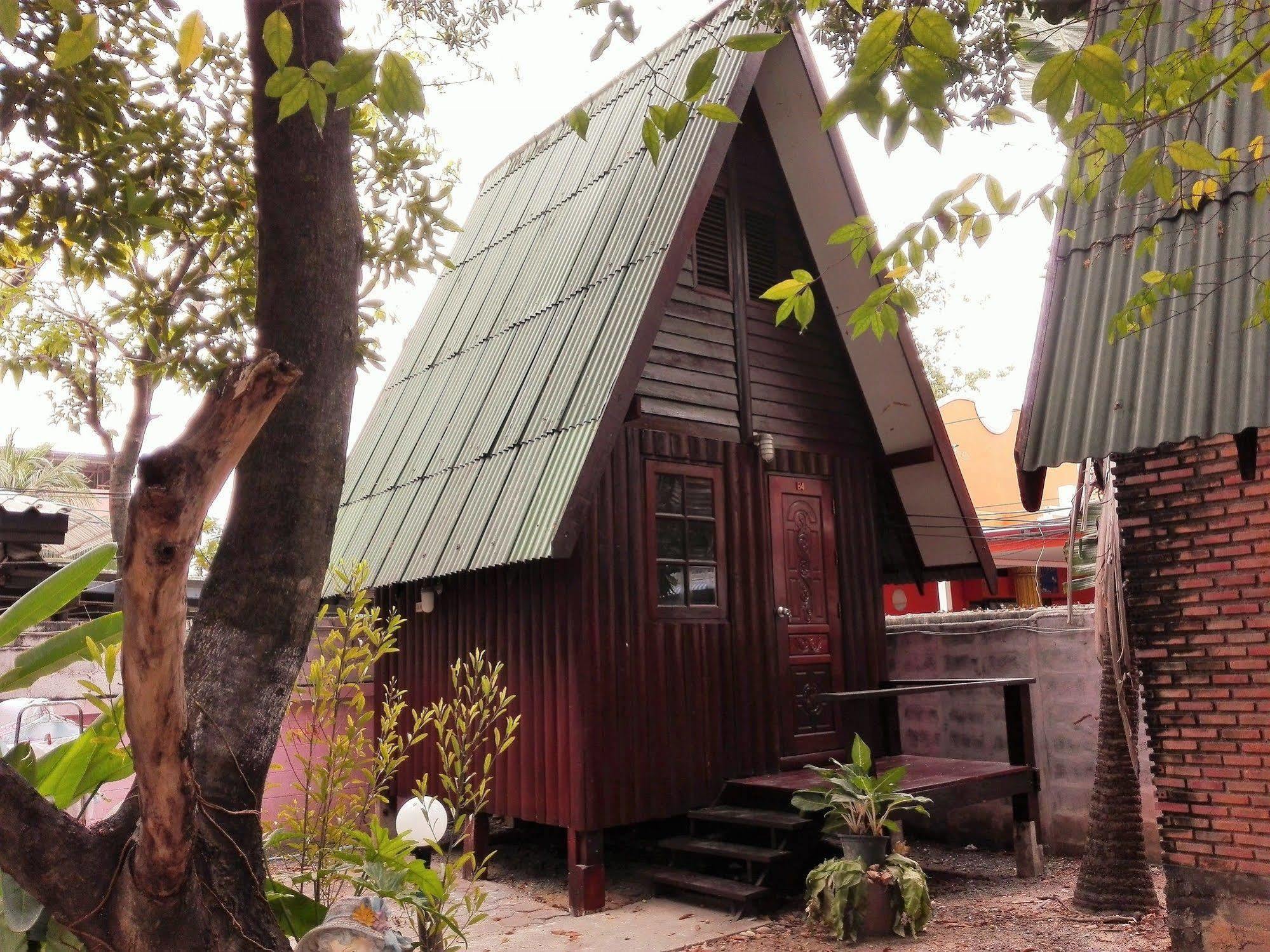 Bnr Resorts Bangkok Luaran gambar