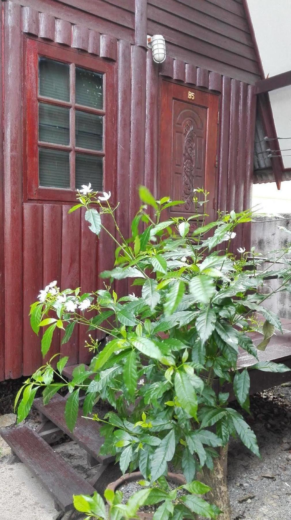 Bnr Resorts Bangkok Luaran gambar